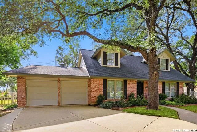 322 Westwind Cir Windcrest, TX 78239