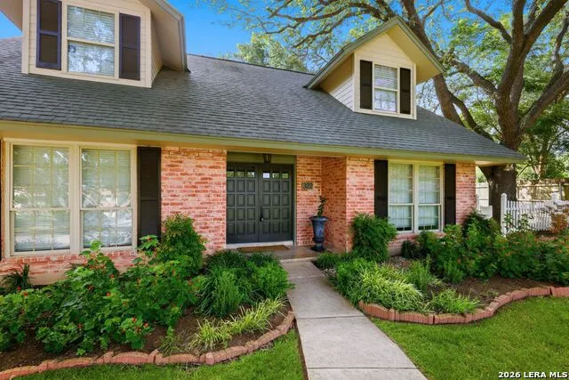 322 Westwind Cir Windcrest, TX 78239