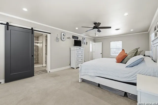 1009 W Main St Kerrville, TX 78028