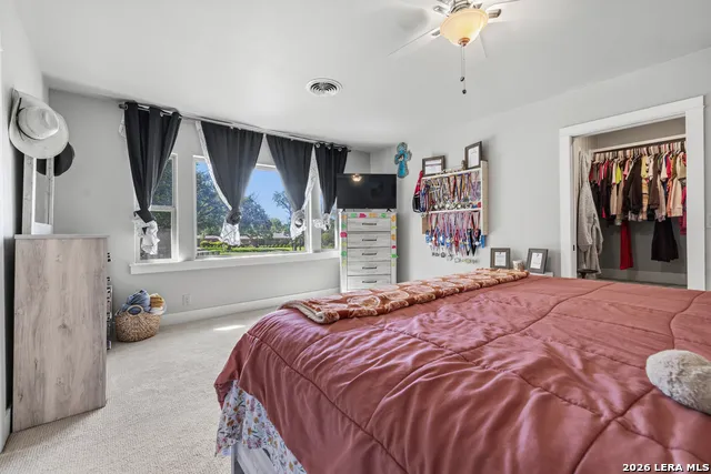 1009 W Main St Kerrville, TX 78028