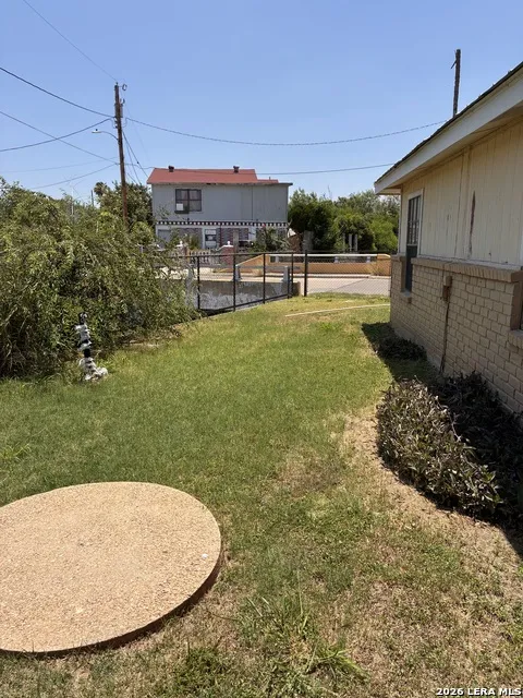 1398 Wilson Eagle Pass, TX 78852