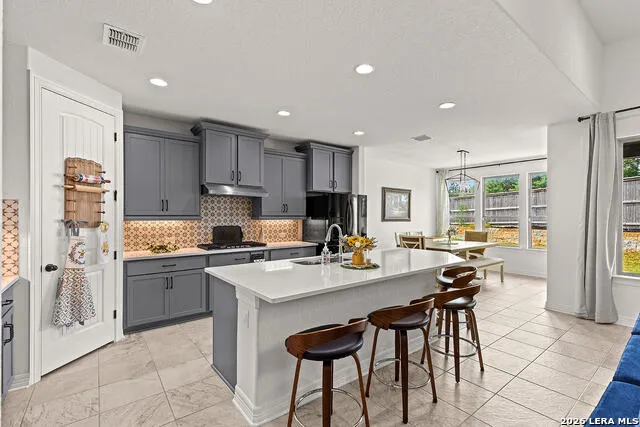 1418 CLELAND PL San Antonio, TX 78260