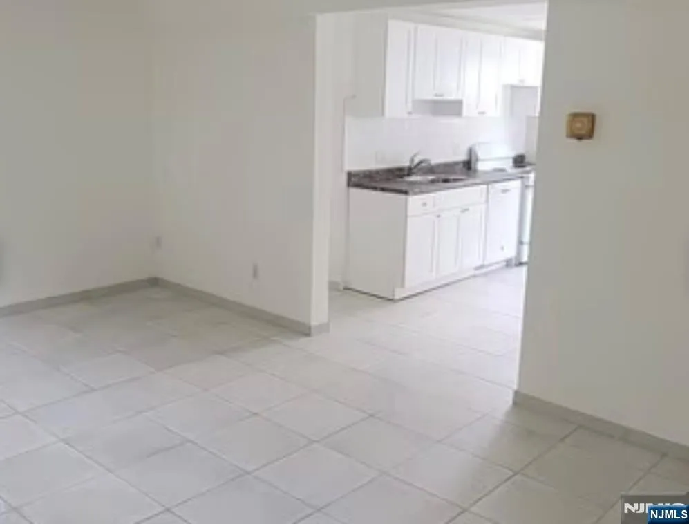 270 Moore Street BE Fort Lee, NJ 07024
