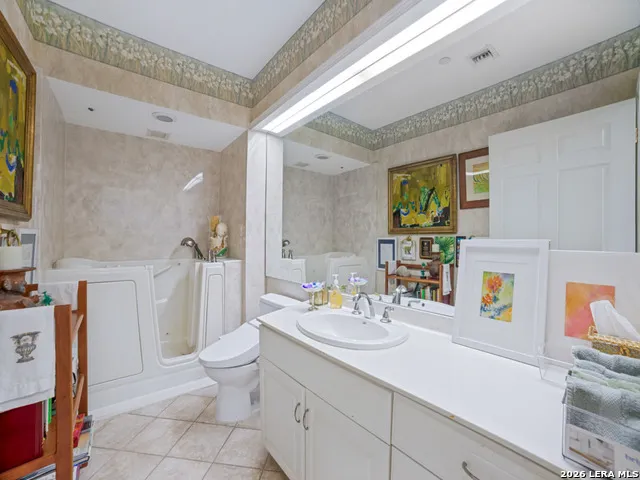 1 Towers Park Ln #2401 San Antonio, TX 78209