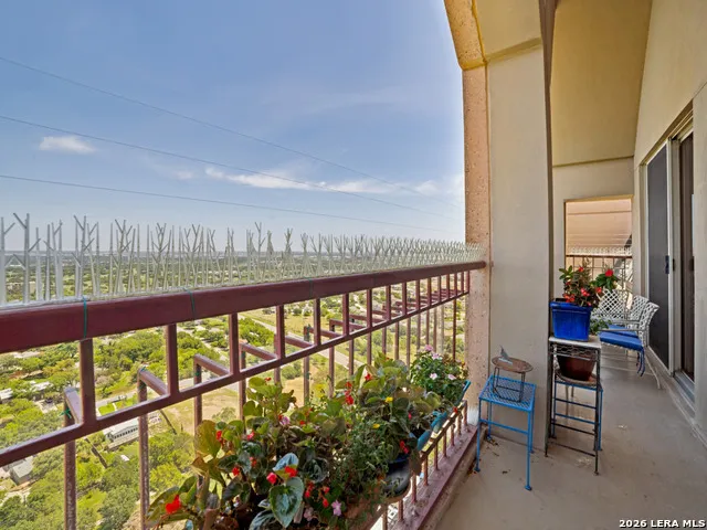 1 Towers Park Ln #2401 San Antonio, TX 78209