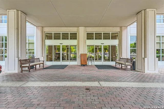1 Towers Park Ln #2401 San Antonio, TX 78209