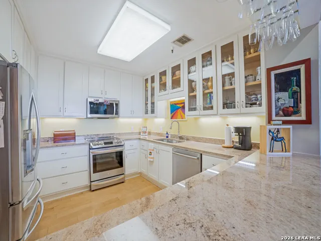 1 Towers Park Ln #2401 San Antonio, TX 78209