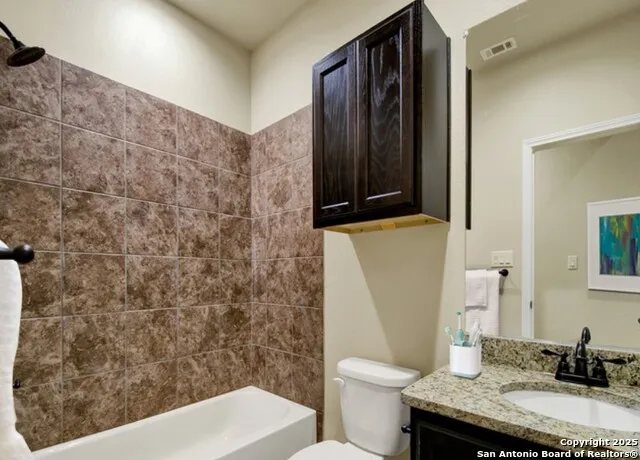 9211 Canyon Converse, TX 78109