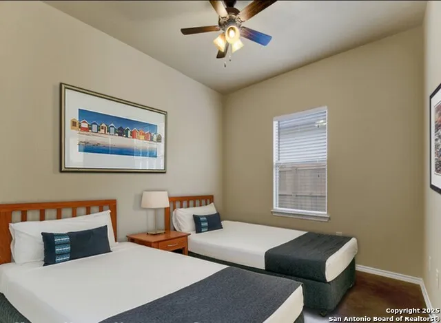 9211 Canyon Converse, TX 78109