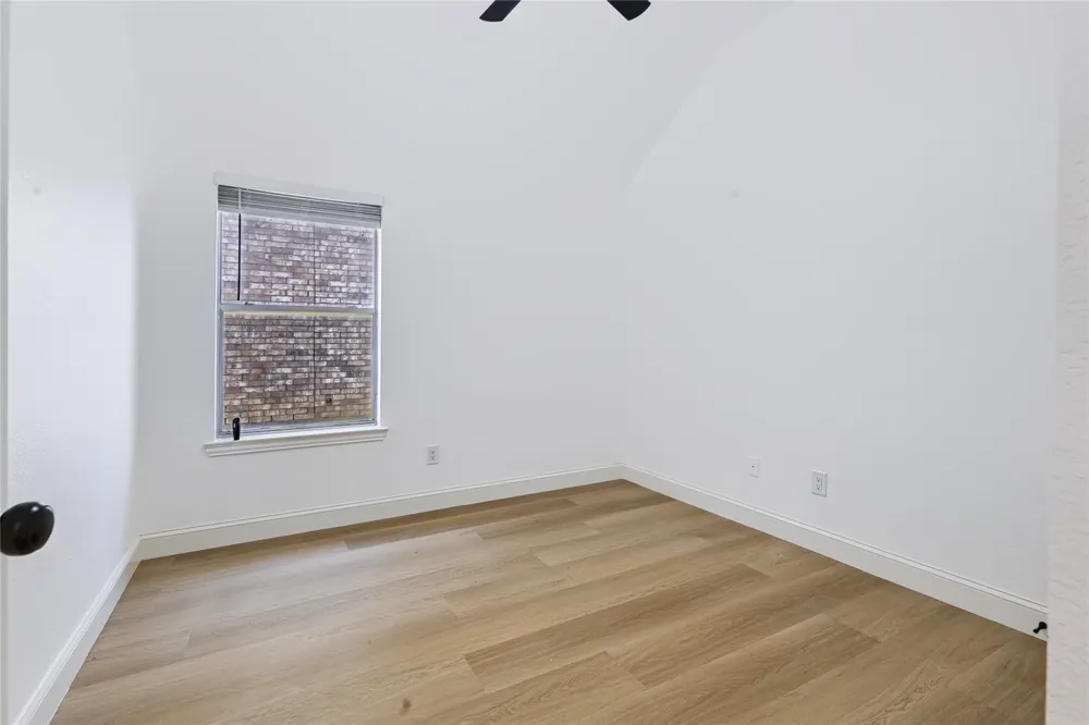 10013 Daly Drive Fort Worth, TX 76053