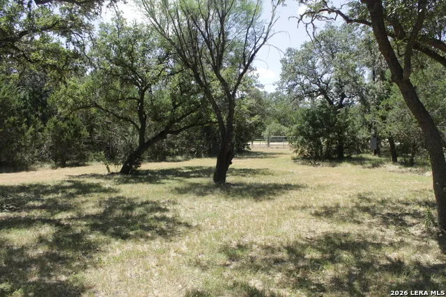 147 Big Shades Rd Concan, TX 78838
