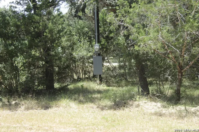 147 Big Shades Rd Concan, TX 78838