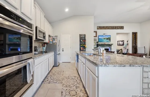 3602 High Cloud Dr New Braunfels, TX 78130