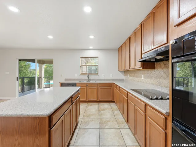 6740 Wayman Ridge Live Oak, TX 78233