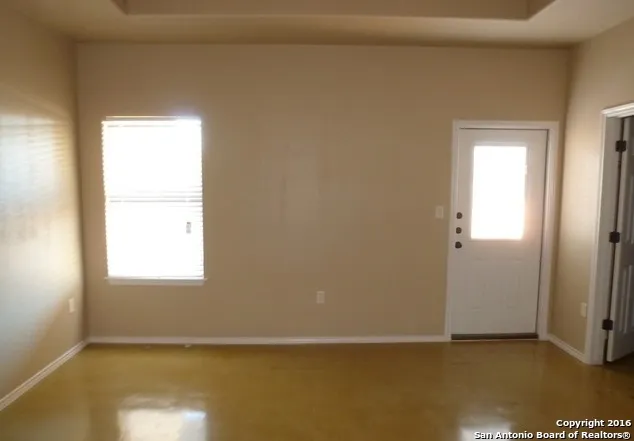 1065 CAROLYN CV New Braunfels, TX 78130