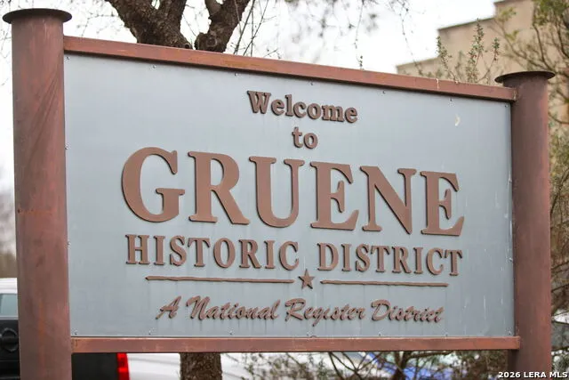 1648 Gruene Pass New Braunfels, TX 78130