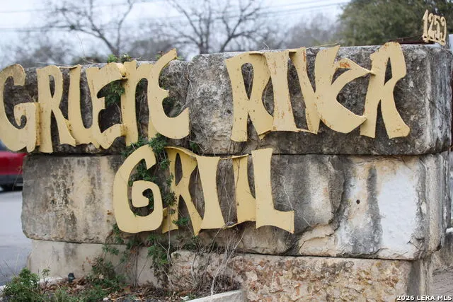 1648 Gruene Pass New Braunfels, TX 78130