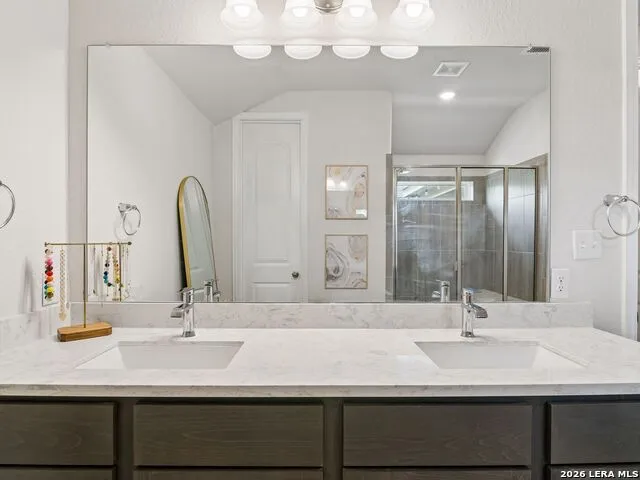 890 Casetta Unit # 9 New Braunfels, TX 78130