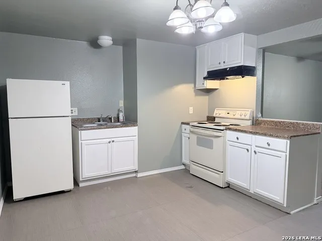 213 Earl Unit B San Antonio, TX 78212
