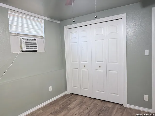 213 Earl Unit B San Antonio, TX 78212