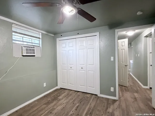 213 Earl Unit B San Antonio, TX 78212