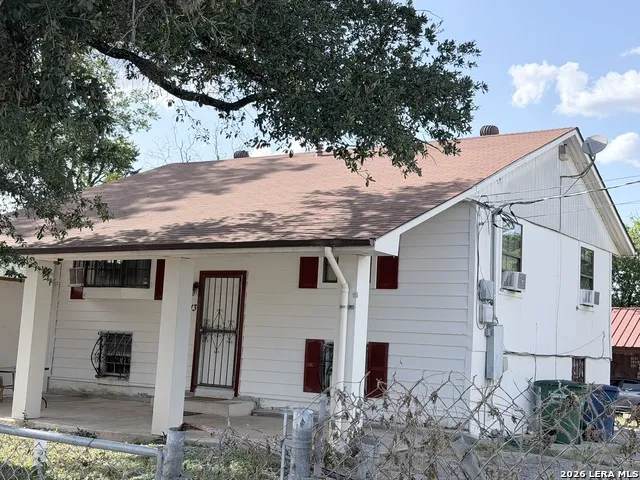 213 Earl Unit B San Antonio, TX 78212