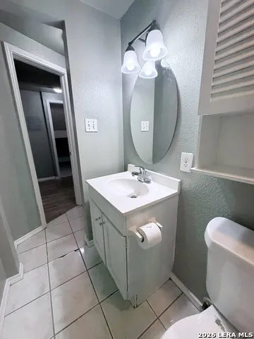 213 Earl Unit B San Antonio, TX 78212
