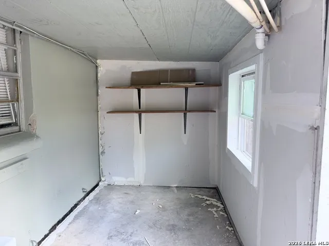 213 Earl Unit B San Antonio, TX 78212