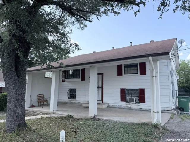 213 Earl Unit B San Antonio, TX 78212