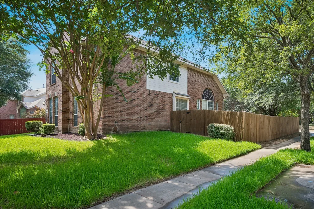 3029 Golden Gate Drive Plano, TX 75025