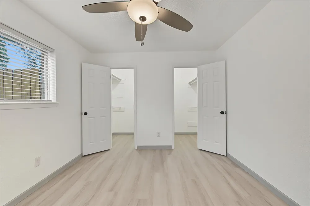 9912 Blue Bird Street La Porte, TX 77571