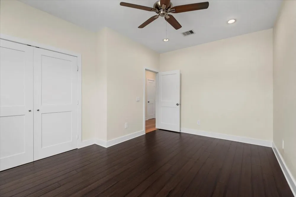 2002 Lynnfield Unit B Street Houston, TX 77093