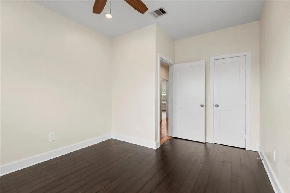 2002 Lynnfield Unit B Street Houston, TX 77093