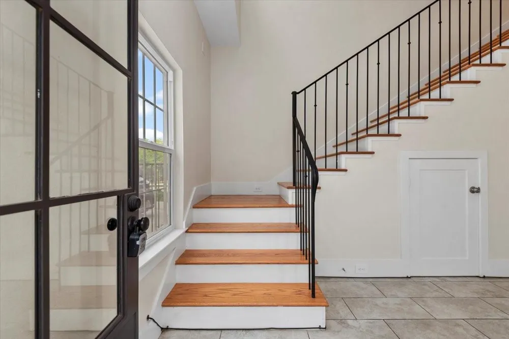 2002 Lynnfield Unit B Street Houston, TX 77093