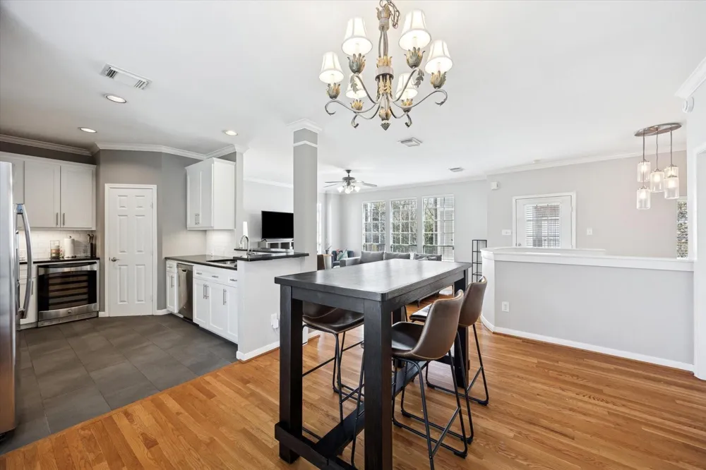 4113 Blossom Street #A Houston, TX 77007