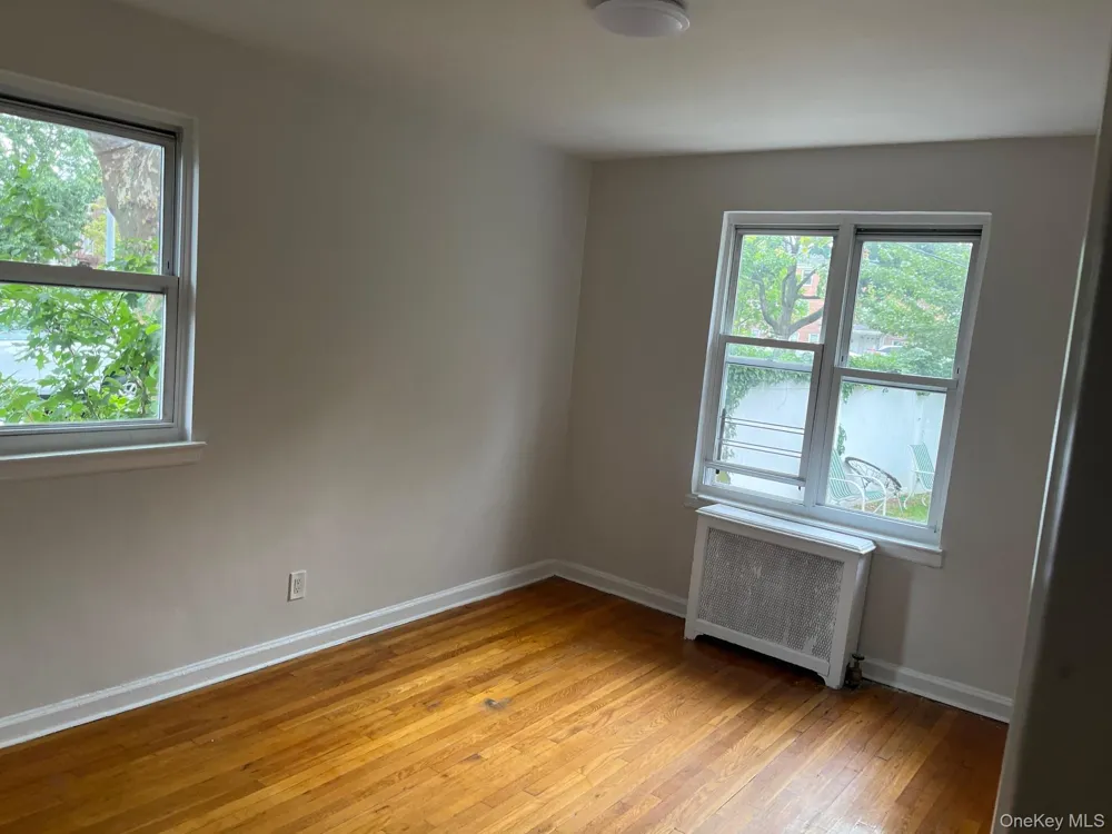 14014 Jewel Avenue Flushing, NY 11367