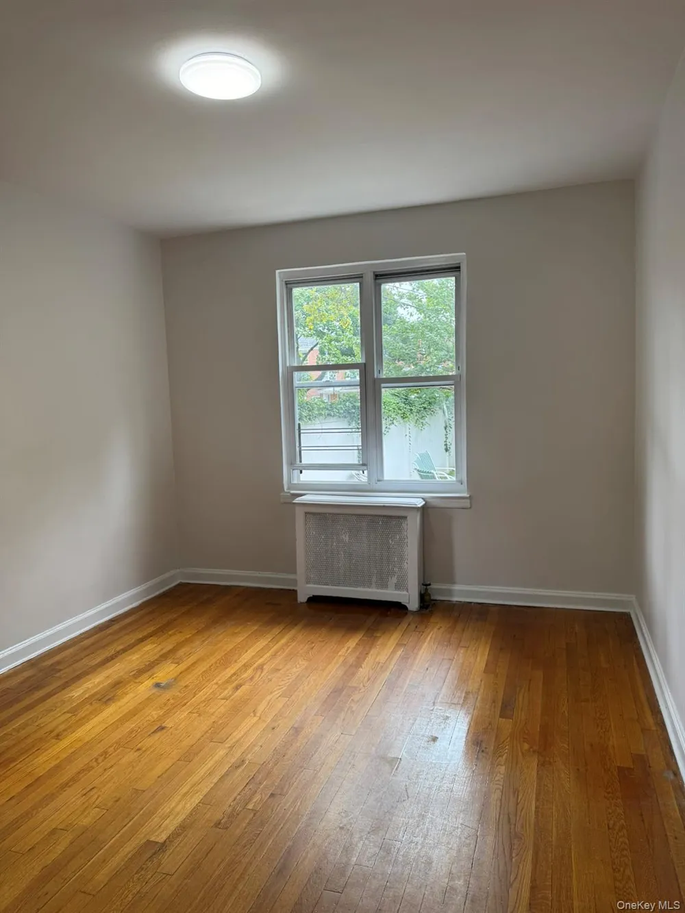 14014 Jewel Avenue Flushing, NY 11367