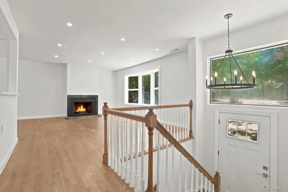 6 Vanessa Lane Staatsburg, NY 12580