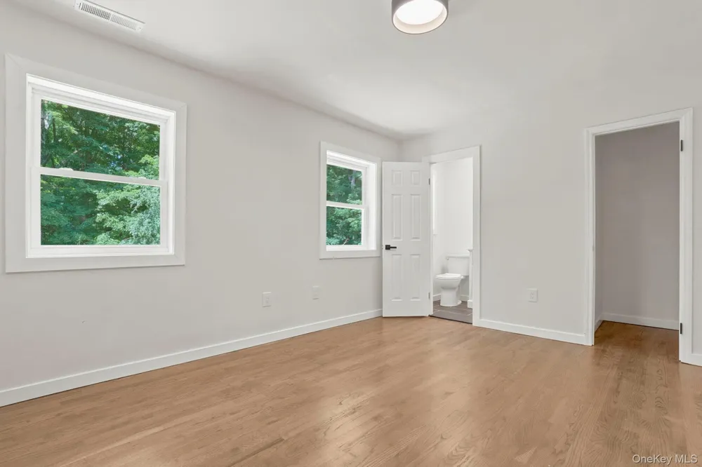 6 Vanessa Lane Staatsburg, NY 12580