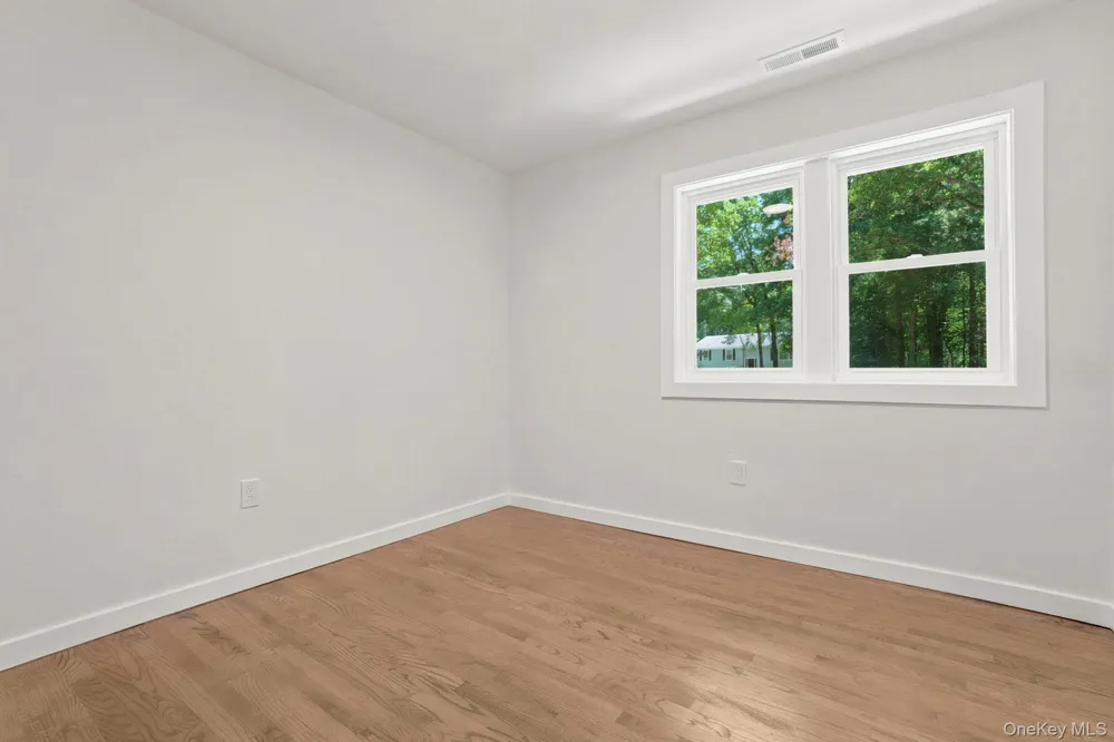6 Vanessa Lane Staatsburg, NY 12580