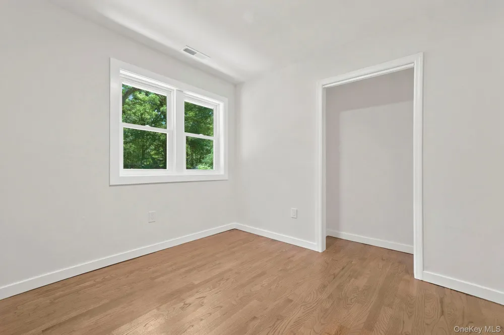 6 Vanessa Lane Staatsburg, NY 12580