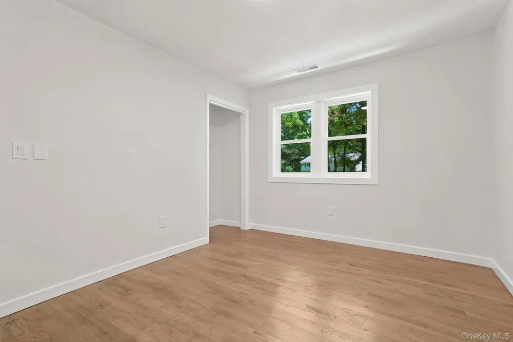 6 Vanessa Lane Staatsburg, NY 12580