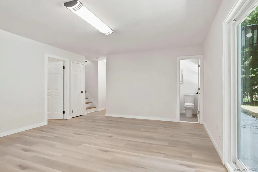 6 Vanessa Lane Staatsburg, NY 12580
