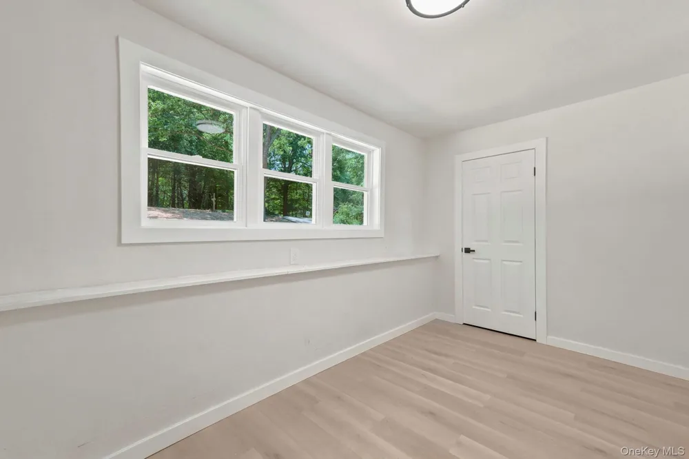 6 Vanessa Lane Staatsburg, NY 12580