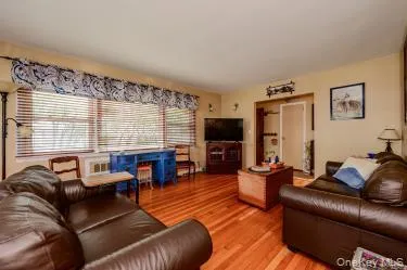 257 Neptune Boulevard Long Beach, NY 11561