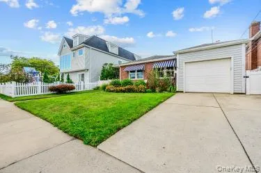 257 Neptune Boulevard Long Beach, NY 11561