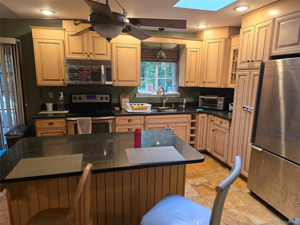 8 Kayleigh Drive New Paltz, NY 12561