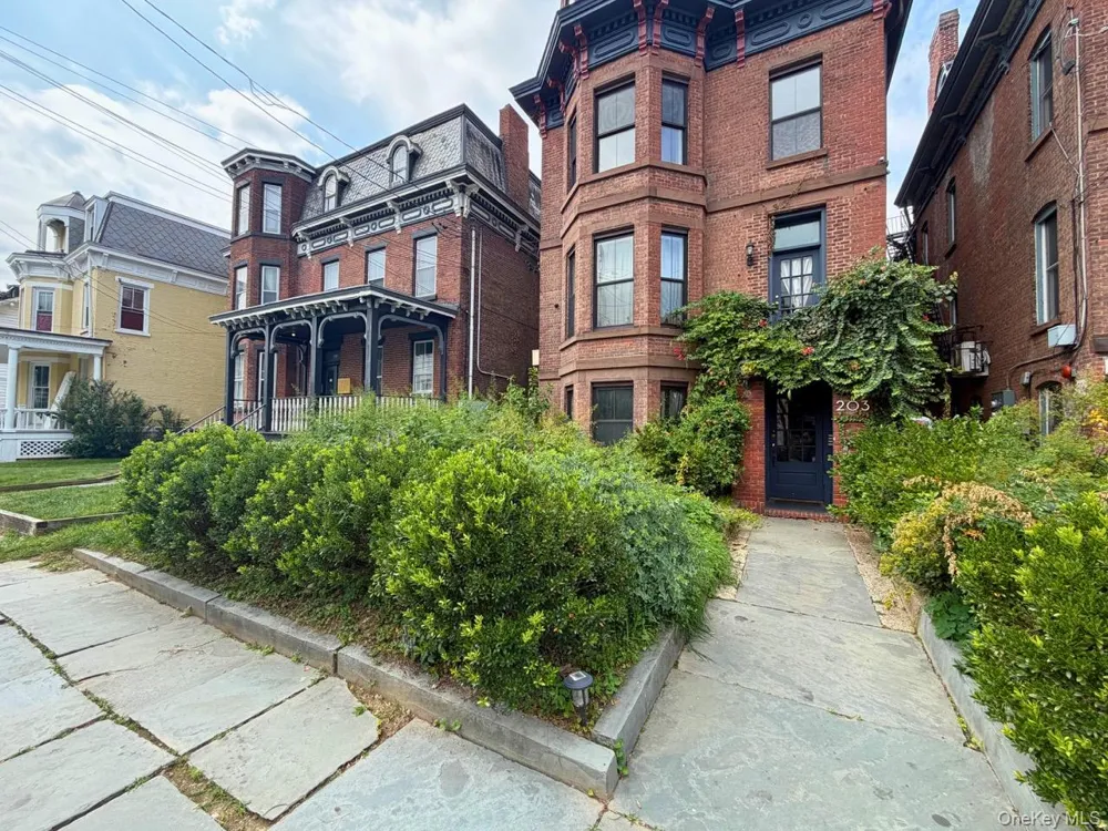 203 Liberty Street Newburgh, NY 12550