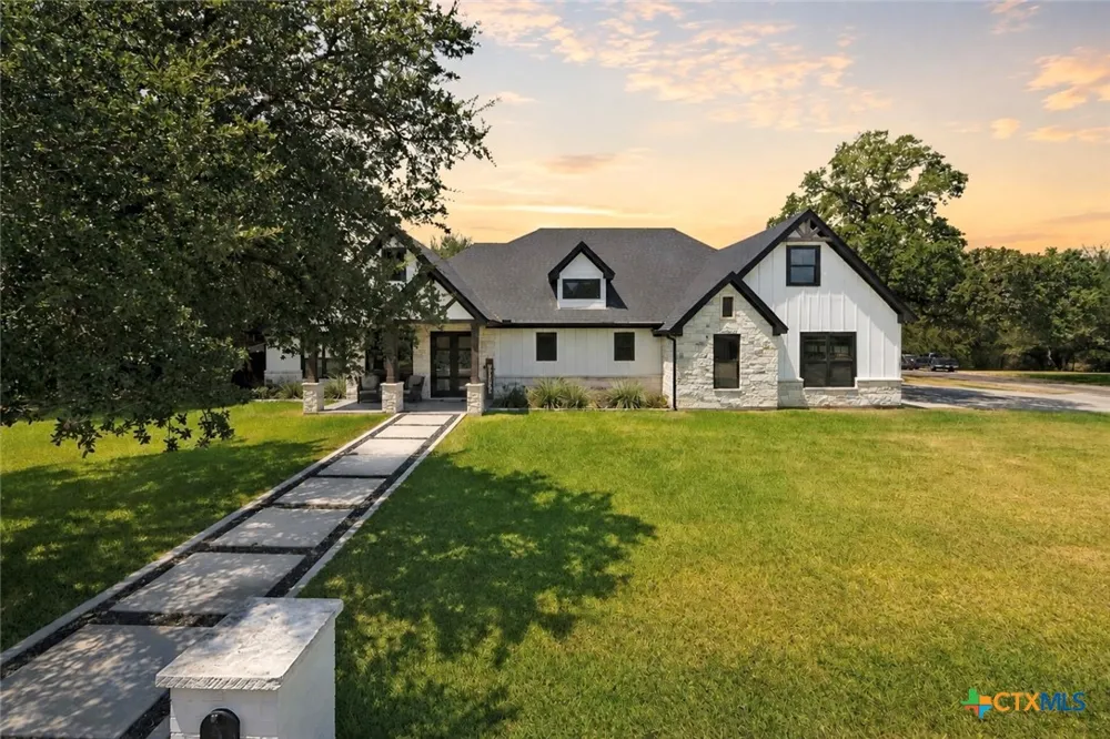 3584 Don Curtis Street Belton, TX 76513