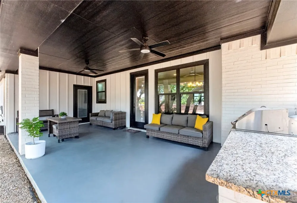 3584 Don Curtis Street Belton, TX 76513